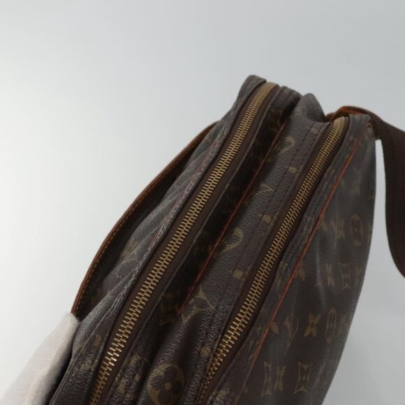 LOUIS VUITTON Monogram Reporter PM Shoulder Bag - Picture 6 of 15